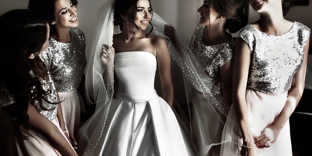 How to Make Your Own Bridesmaid Box